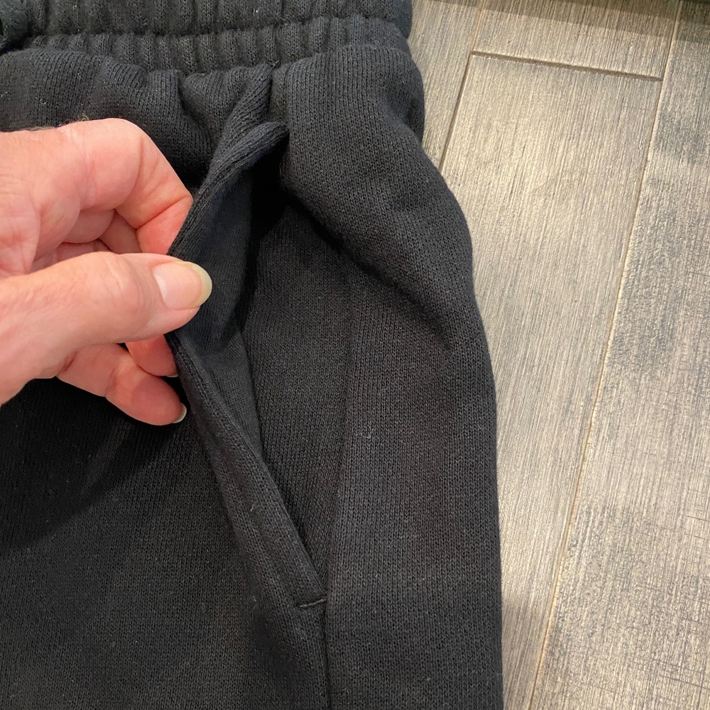 NWT Victoria's Secret Cotton High-Rise Fleece Shorts - Picture 6 of 8